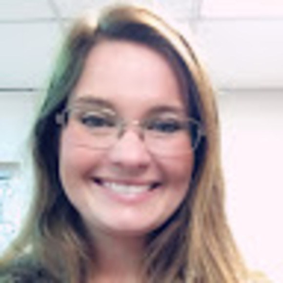 Meet your Posher, Jessica - Picture 1 of 1